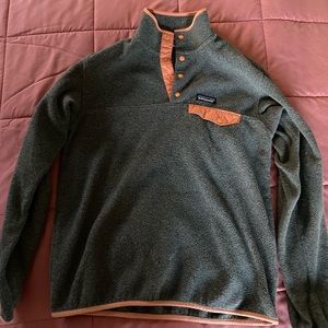 patagonia synchilla sweatshirt